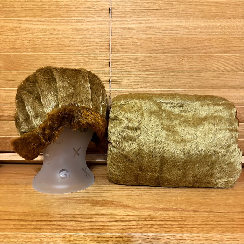 Vintage matching set of hat and hand muff; faux fur; retro style